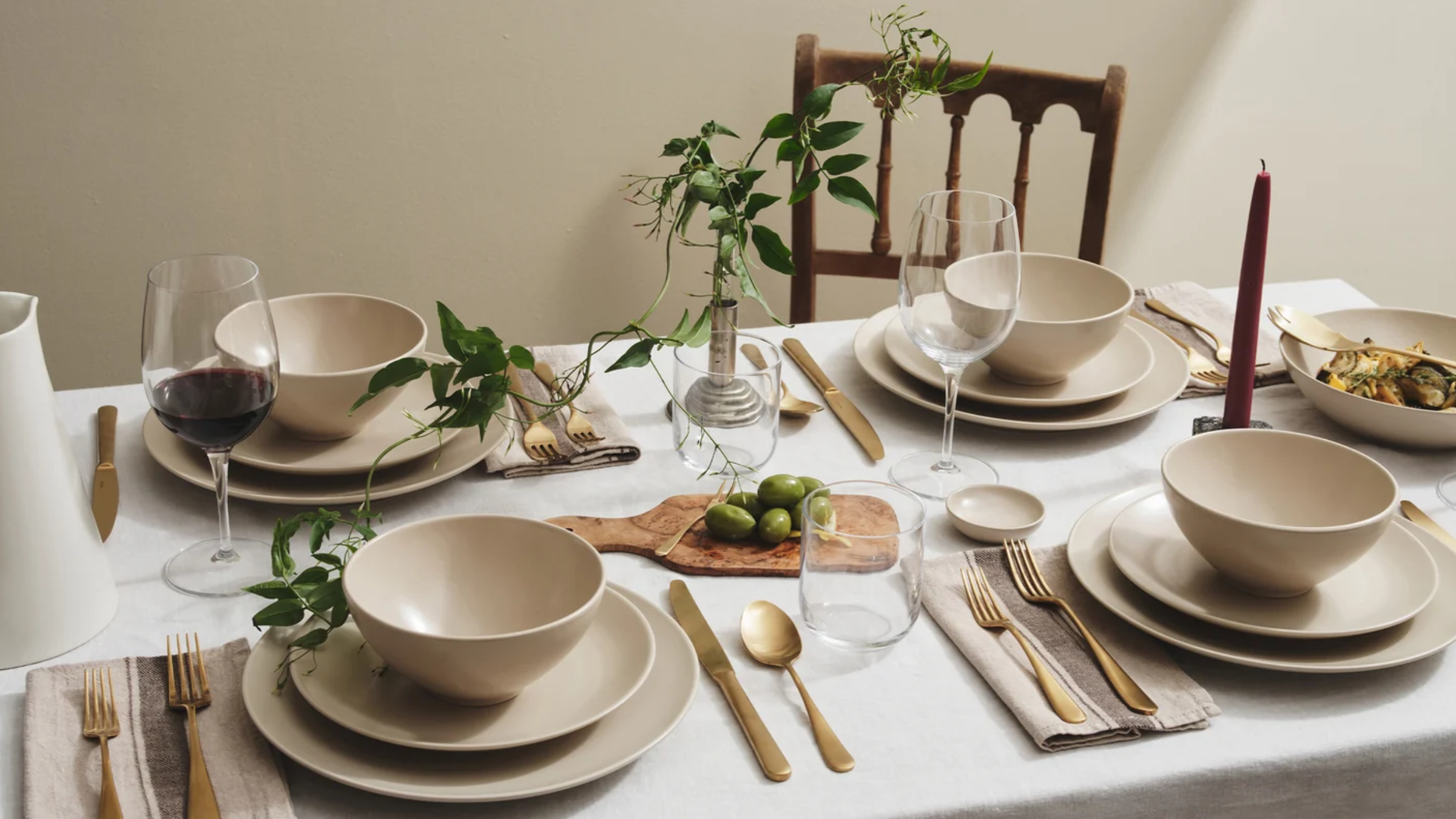 Year & Day Review: Beautiful Portuguese-Made Dinnerware at a Fair Price — With Chipping and Utensil Marks to Know About