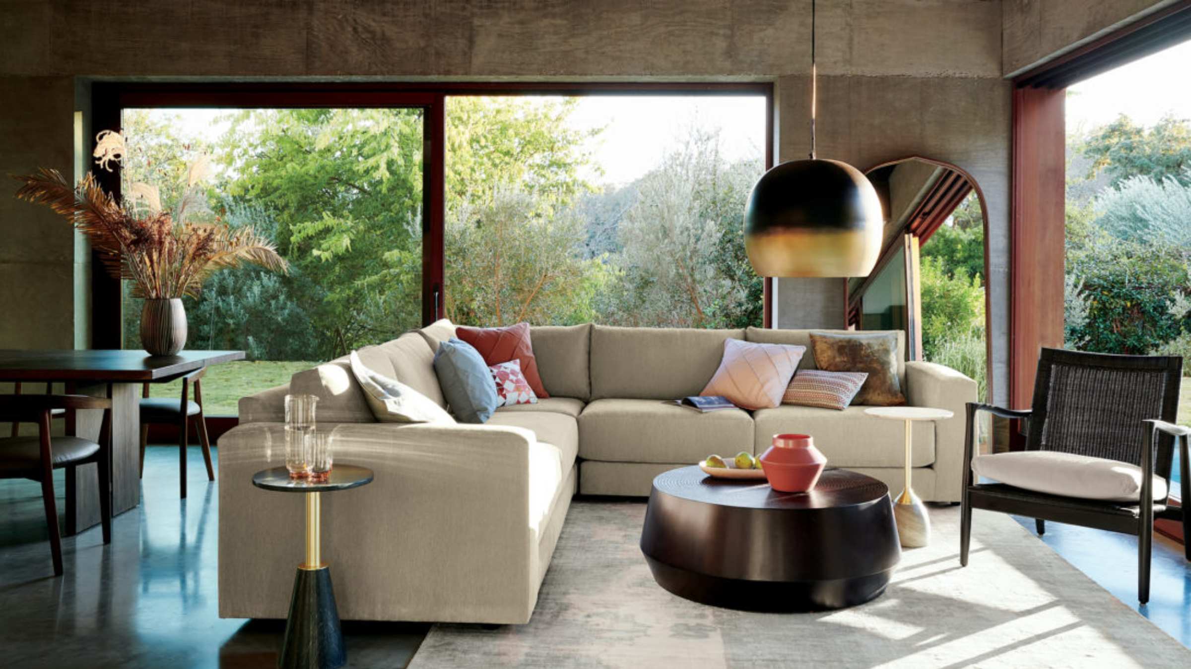 Crate & Barrel Review: Excellent Tableware and Timeless Design — But Furniture Orders Need Extra Caution