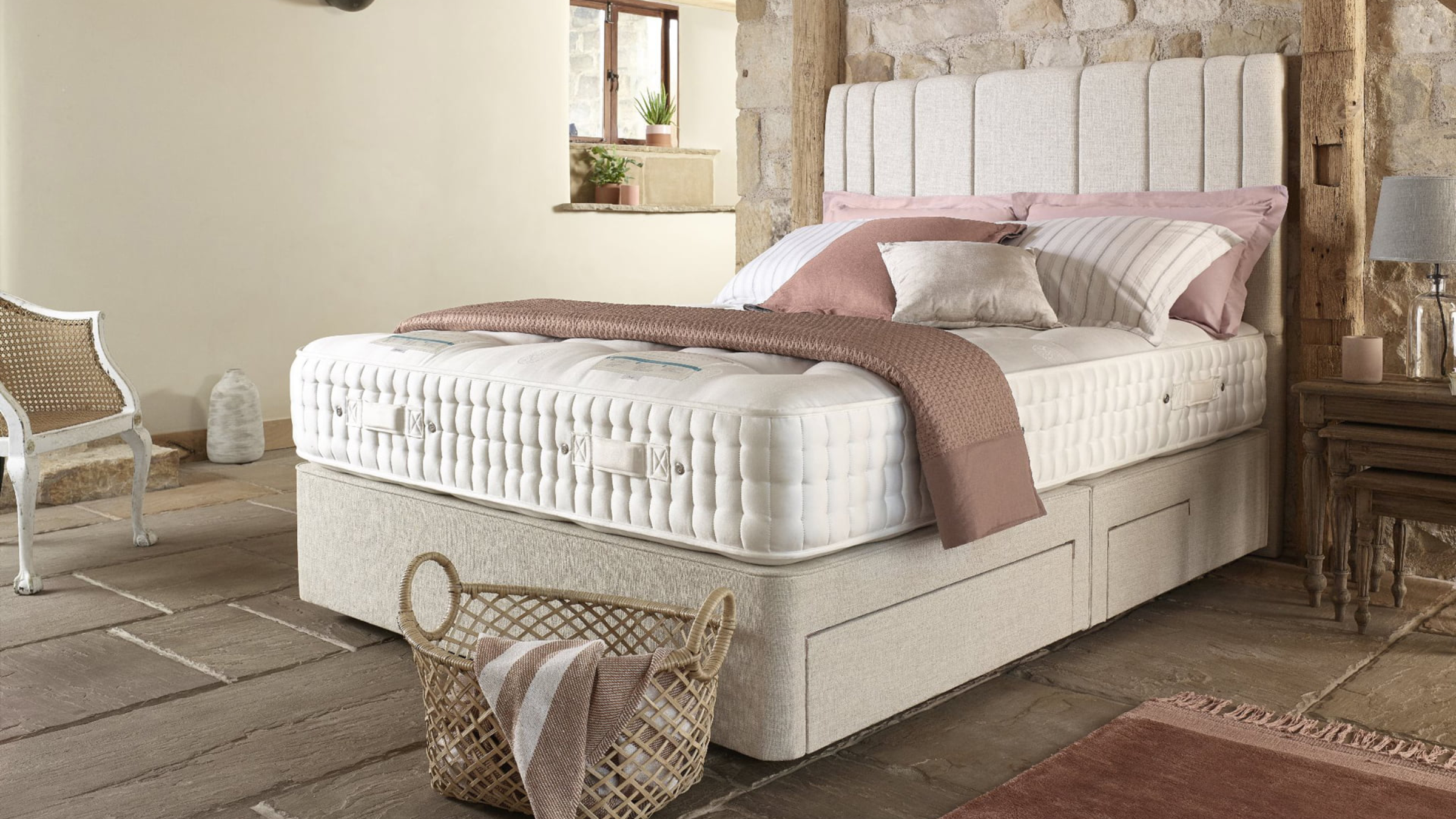 Archers Sleepcentre Review: Scotland's Most Trusted Bed Retailer — Just Plan Ahead for Furniture Deliveries