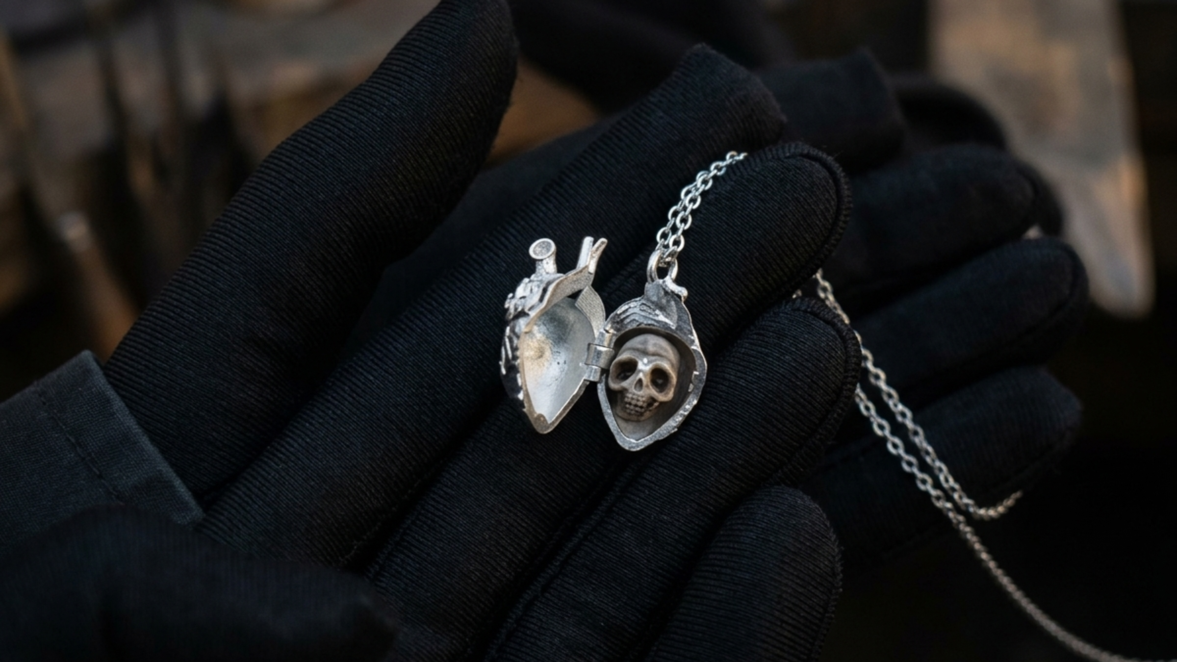 Belle Juri Review: Striking Gothic Pearl Jewellery — Durability Reports Make It a Careful Buy