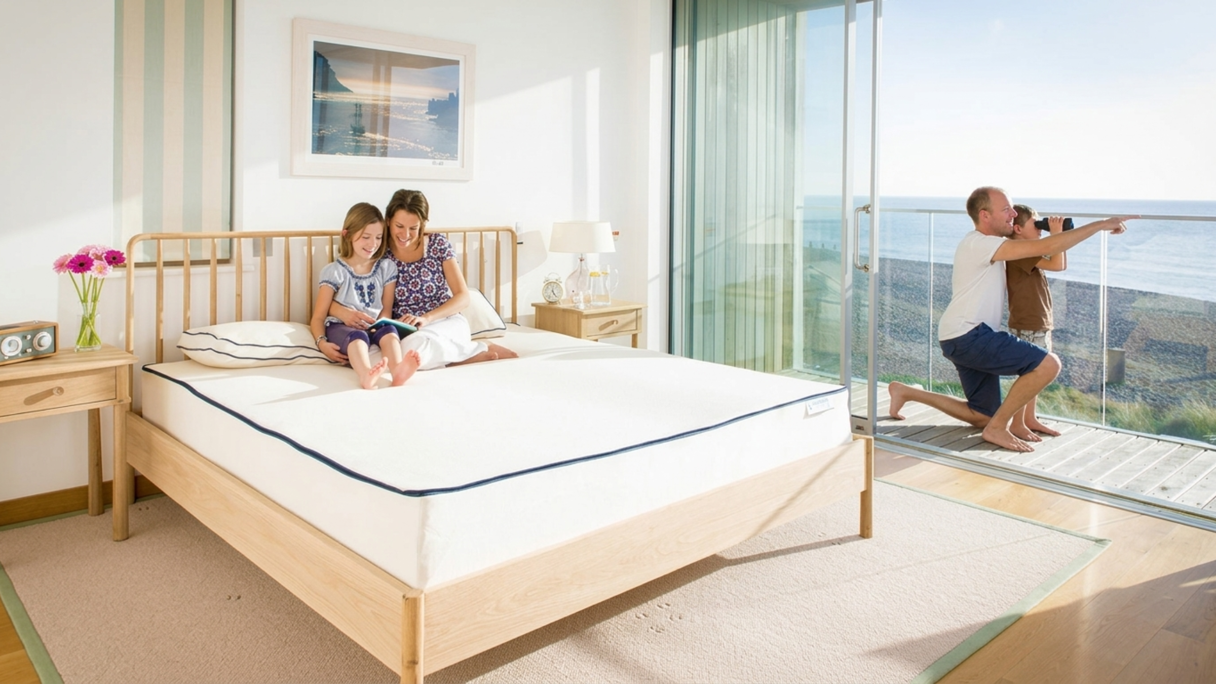 Una Mattress Review: Beautiful Organic Latex With Adjustable Firmness — Service Problems Hold It Back