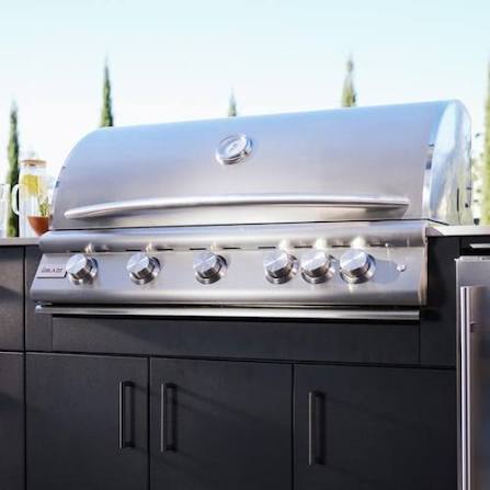 Clearance and Warehouse Deal Grills — Discounted — product photograph