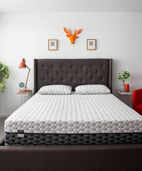 Layla Memory Foam Mattress (Queen) — product photograph