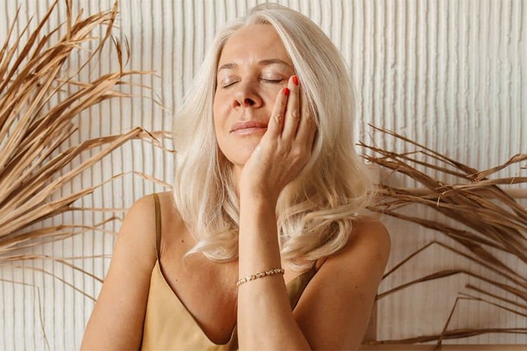 The Ultimate Skincare Routine for Glowing Skin All Year Round