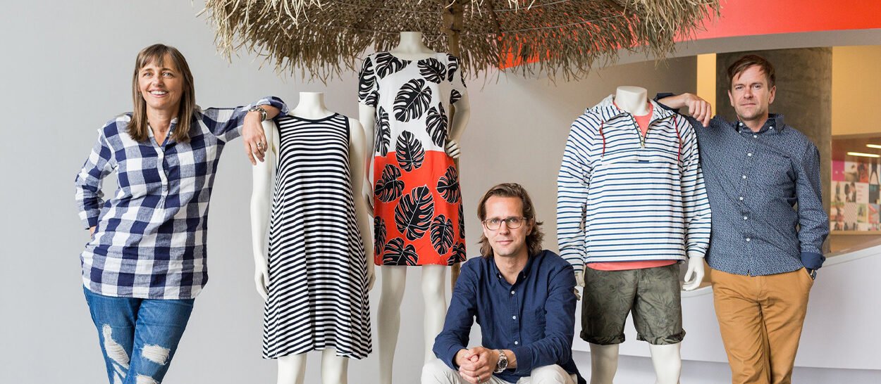 Is Old Navy a fast fashion brand? Let's find out!