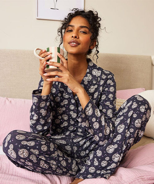 Clothing & Loungewear